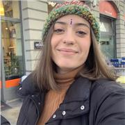 Offro lezioni di italiano e/o materie umanistiche per bambini delle scuole elementari, medie e liceo.